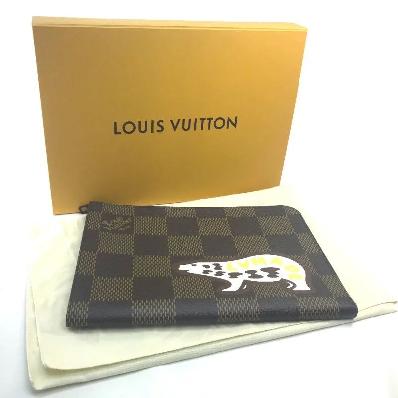 Handle bags with reinforced stitching for durability -Louis Vuitton  Ebene Damier Canvas Clutch Bag Pochette (Pre-Owned)