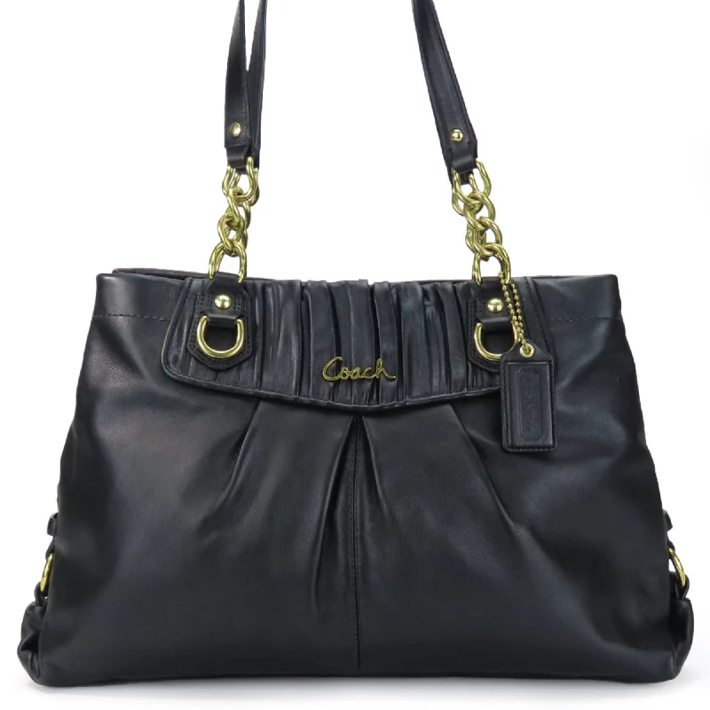 Handle bags with sleek hardware for sophistication -Coach  Leather Tote Bag (Pre-Owned)