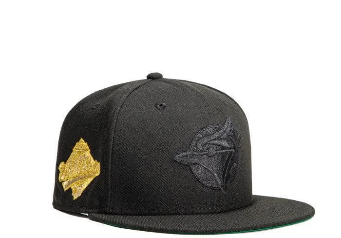 Classic navy cap for timeless wardrobe staple -New Era x MLB Gold Digger 'Toronto Blue Jays 1993 World Series' 59Fifty Patch Fitted Hat (Hat Club Exclusive)