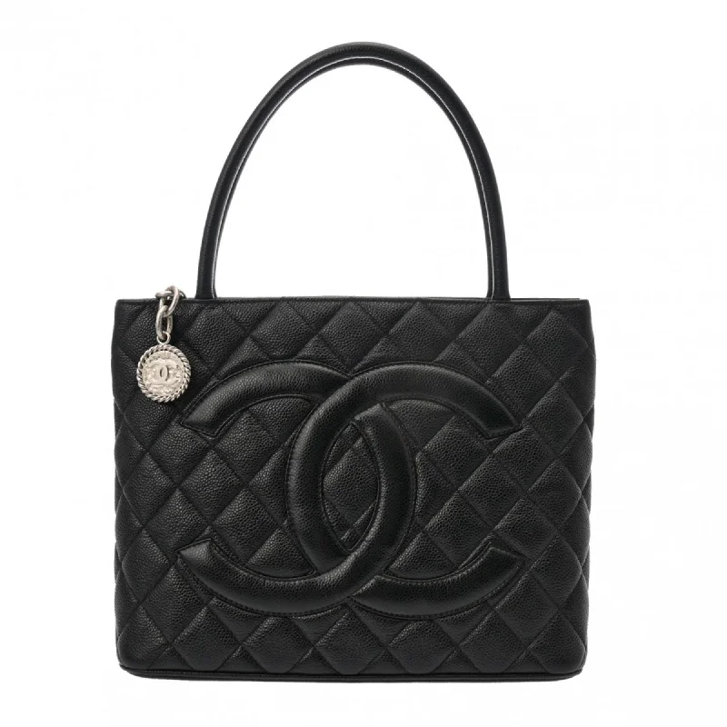 Handle bags with zipper tops for security -Chanel Caviar Skin  Caviar Leather Tote Bag (Pre-Owned)