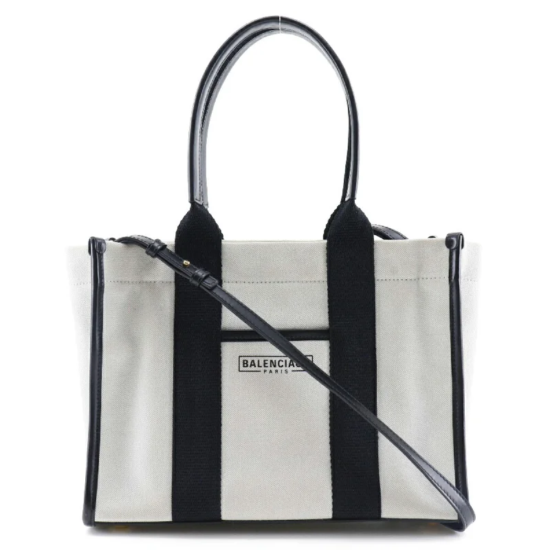 Handle bags with eco-friendly bamboo handles -Balenciaga   Canvas Pouch Tote Bag (Pre-Owned)