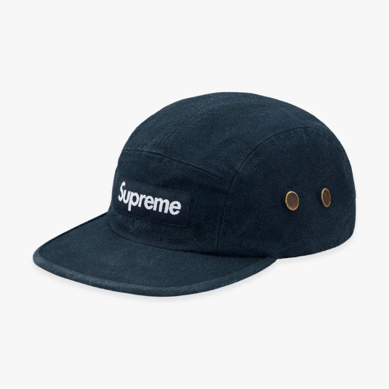 Minimalist cap with small stitched emblem -Supreme Napped Canvas Camp Cap Navy (FW18)