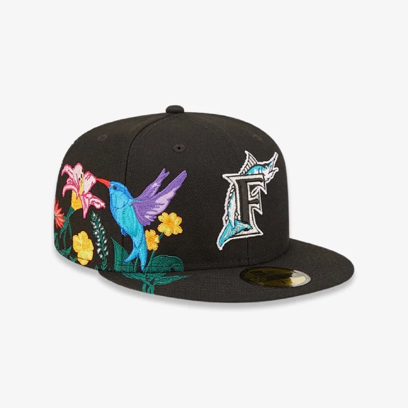 Adjustable snapback cap for easy fit tweaks -New Era x MLB Florida Marlins 59Fifty Patch Fitted Hat 'Blooming' (SS22)