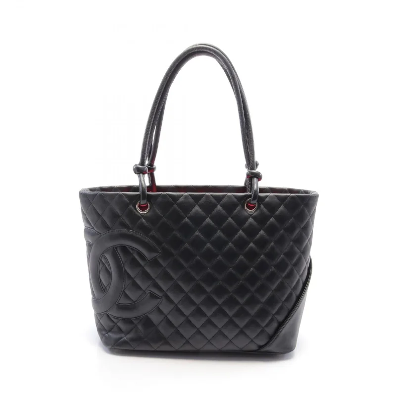 Reversible handle bags offering dual design styles -Chanel  Cambon Ligne Tote Bag (Pre-Owned)