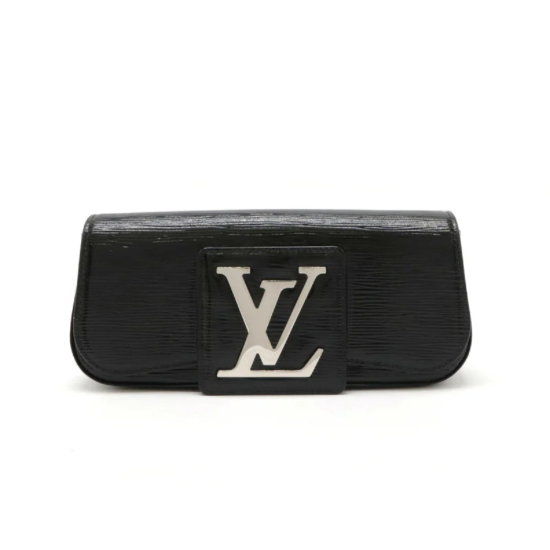 Waterproof handle bags ideal for rainy weather -Louis Vuitton  Leather Clutch Bag Pochette (Pre-Owned)