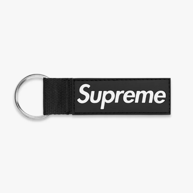 Denim dad cap for effortless casual charm -Supreme Webbing Keychain Black (SS23)