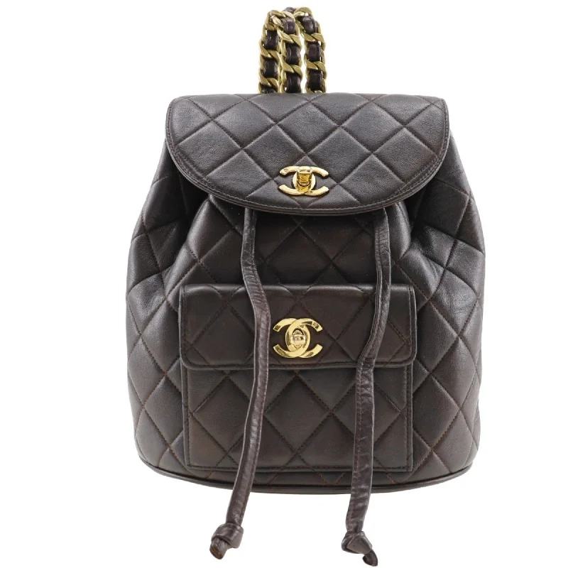 Handle bags with sleek black for elegance -Chanel  Leather Backpack (Pre-Owned)