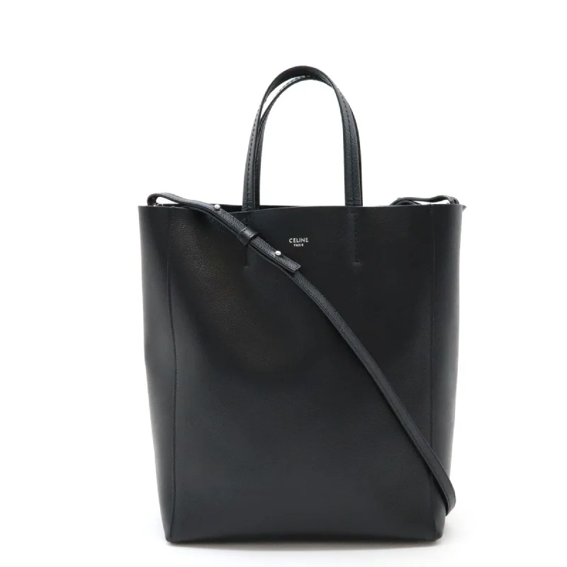 Handle bags with thick handles for support -Celine  Leather Handbag Shoulder Bag Tote Bag (Pre-Owned)