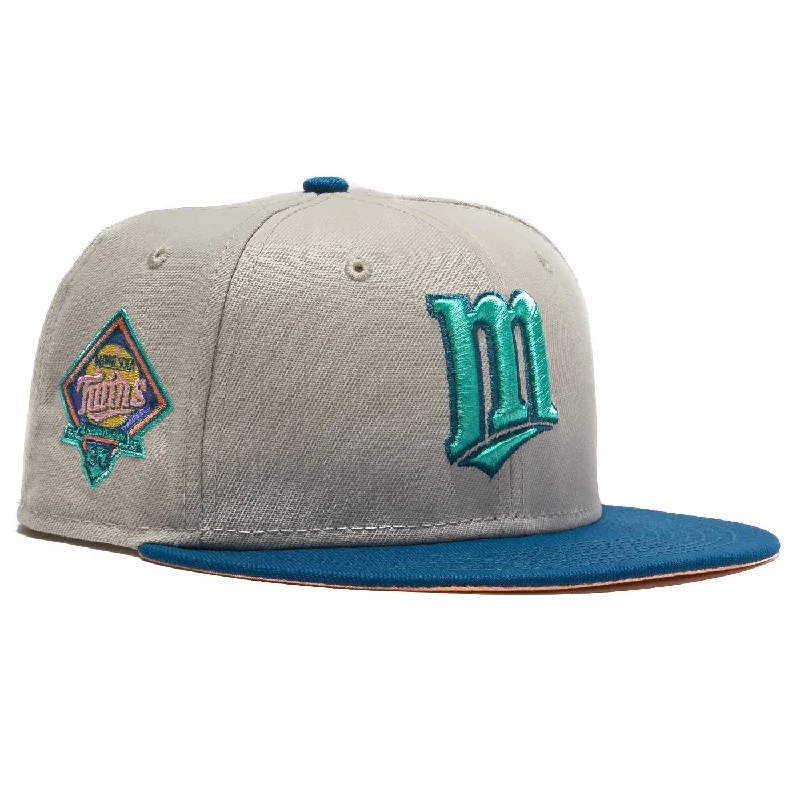 Premium cap with leather strap accent -New Era x MLB Ocean Drive 'Minnesota Twins 30th Anniversary' 59Fifty Patch Fitted Hat (Hat Club Exclusive)