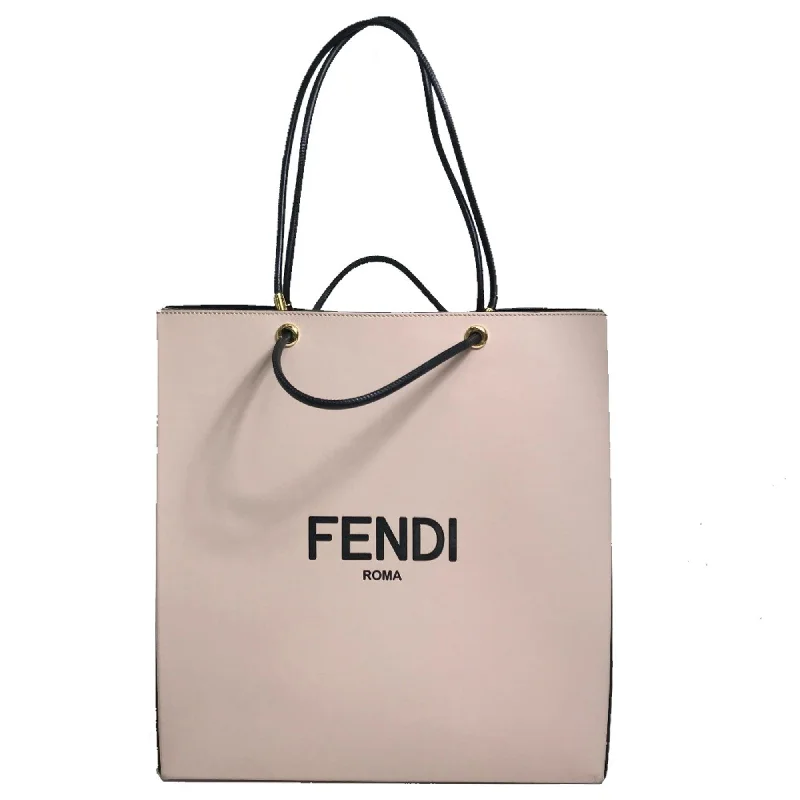 Handle bags with multi-color weaves for vibrancy -Fendi  Leather Tote Bag (Pre-Owned)