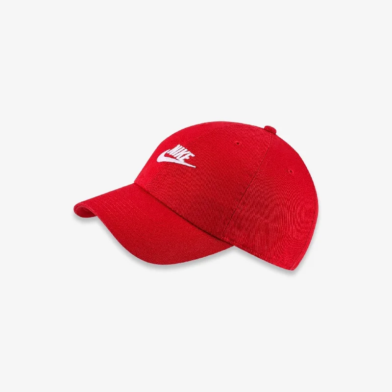 Lightweight running cap for marathon race days -Nike Sportswear Heritage86 Futura Adjustable Hat University Red 913011-657