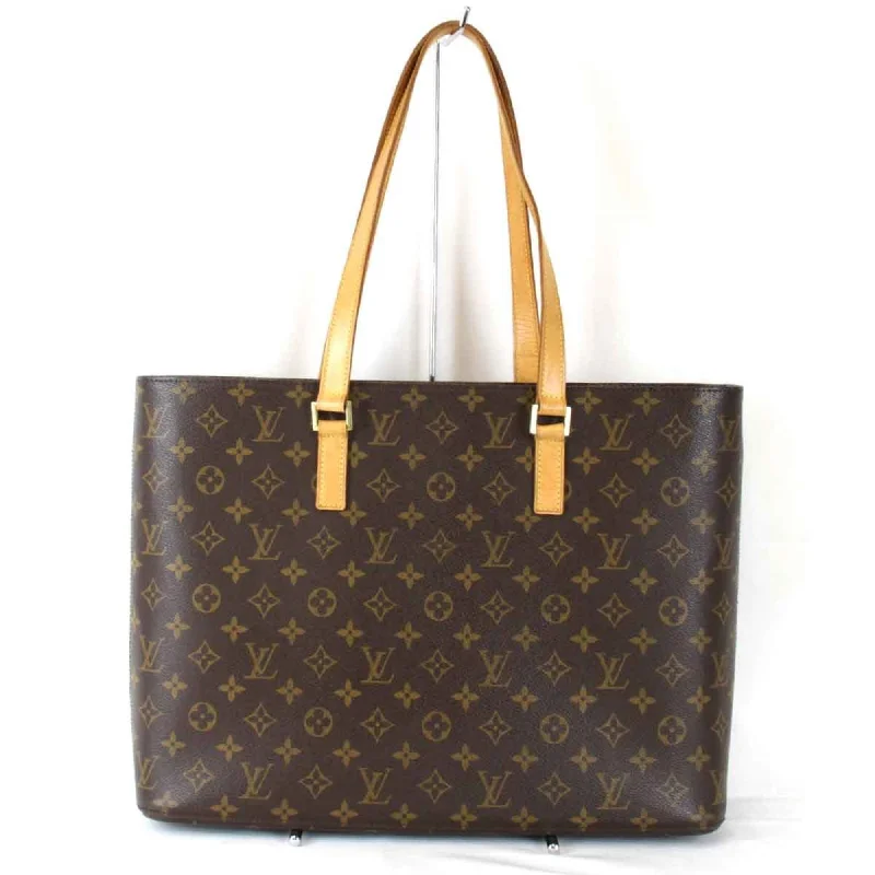 Handle bags with suede accents for texture -Louis Vuitton  Monogram Tote Bag (Pre-Owned)