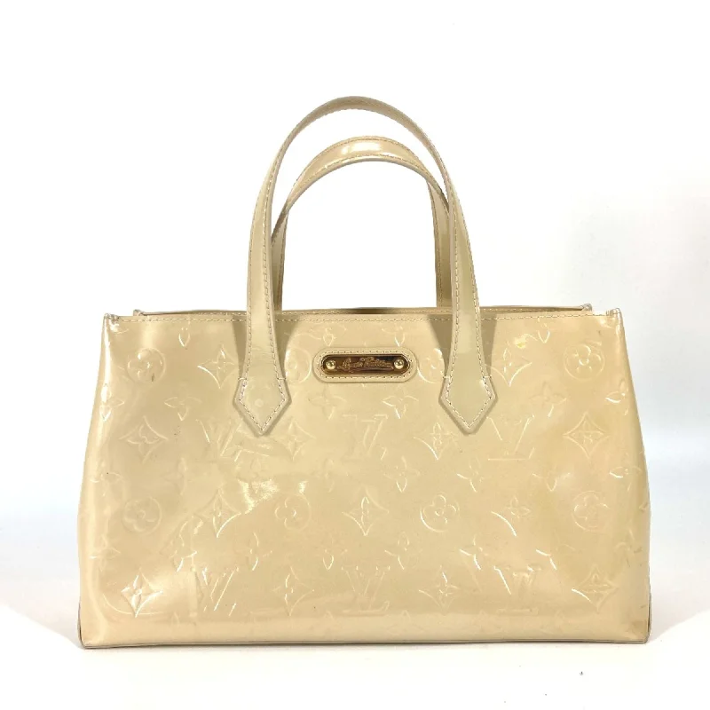 Handle bags with bright neons for visibility -Louis Vuitton  Other Tote Bag (Pre-Owned)