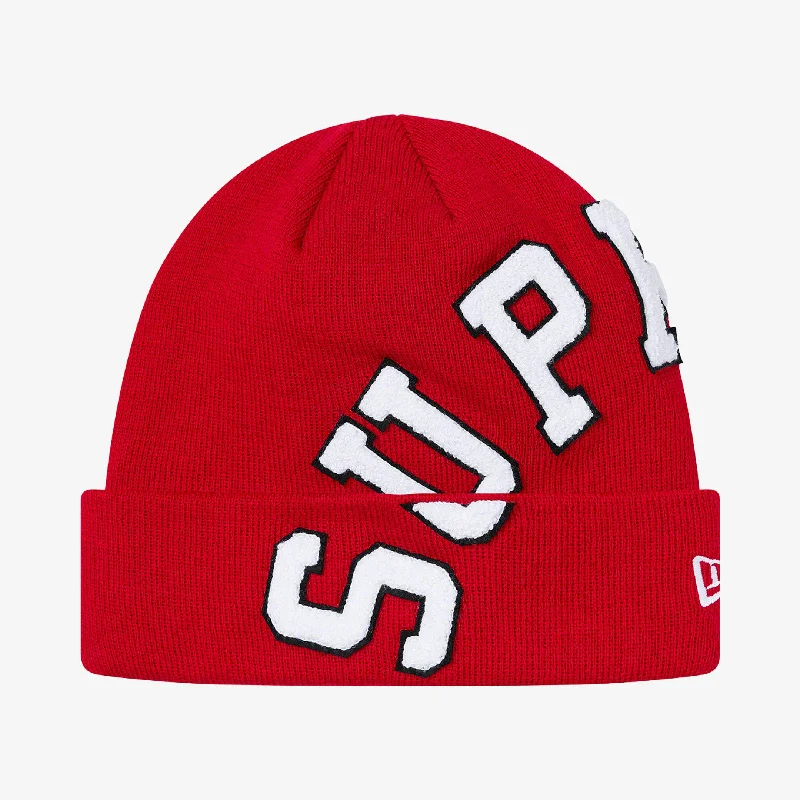 Minimal snapback cap for clean urban style -Supreme x New Era Beanie 'Big Arc' Red (FW20)