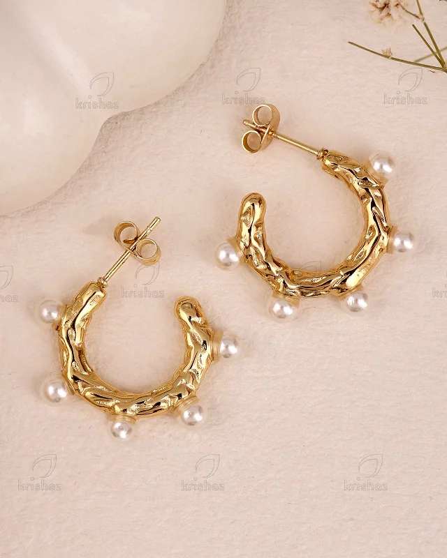 Hoop earrings with snake print designs for an edgy, wild appearance-Tot Fashionable Hoop